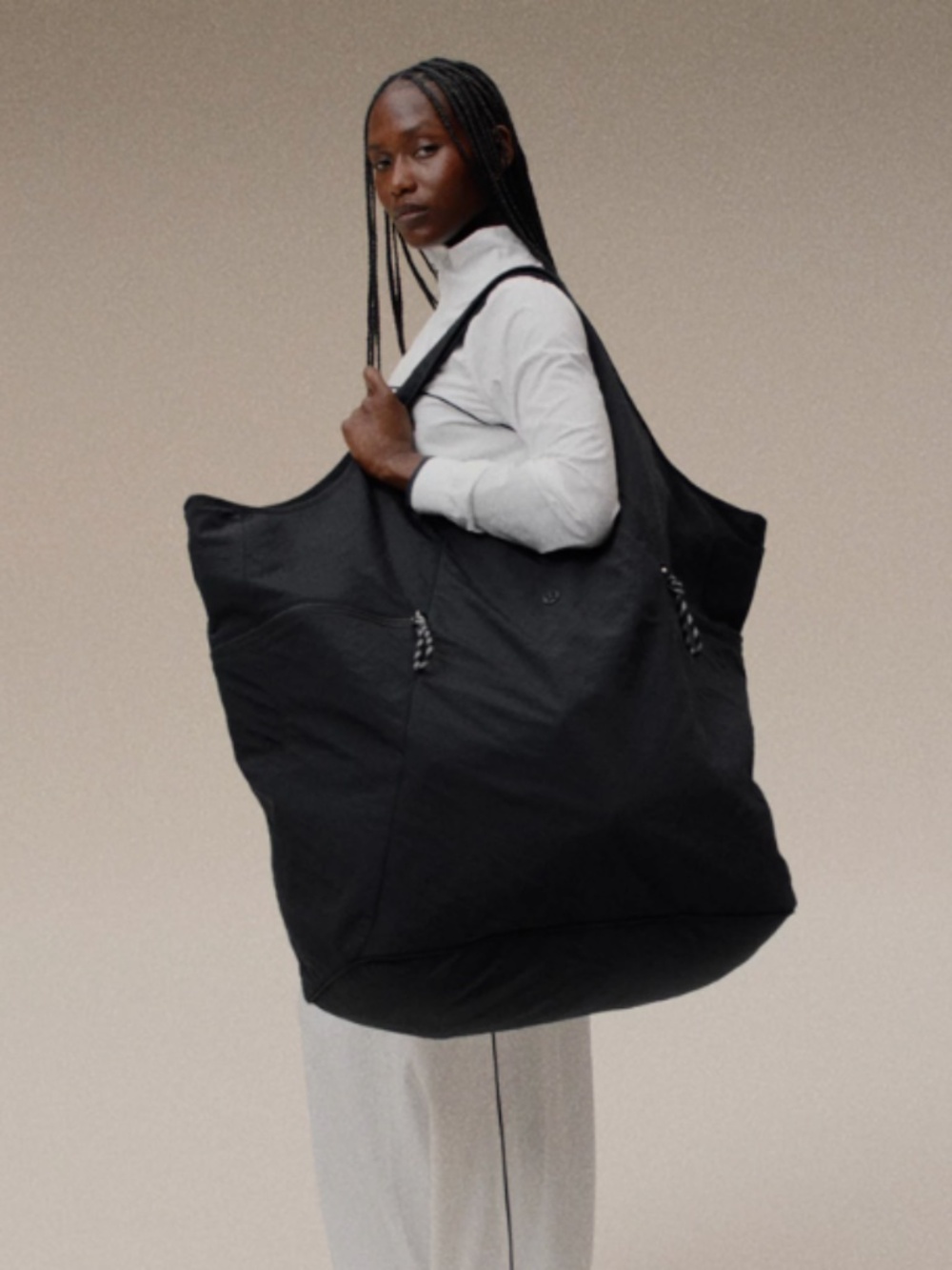 Lululemon Big Ass Bag Black Oversized 80L Tote NEW